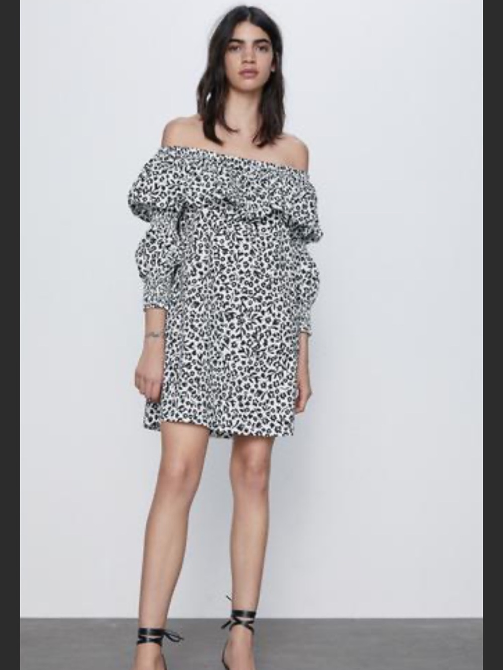 Zara White and Black Poplin Off the Shoulder Mini Dress Size Medium